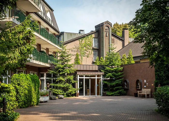 Waldhotel Tannenhäuschen