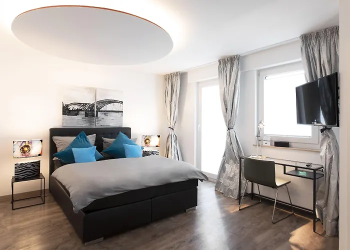 1St Floor Koeln