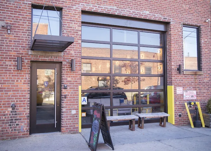 The Local Ny Hostel