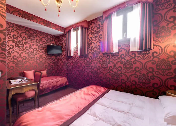 Günstiges Hotel: Domus Cavanis