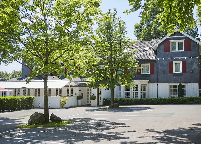 3 SterneHotel Parkhaus Hügel