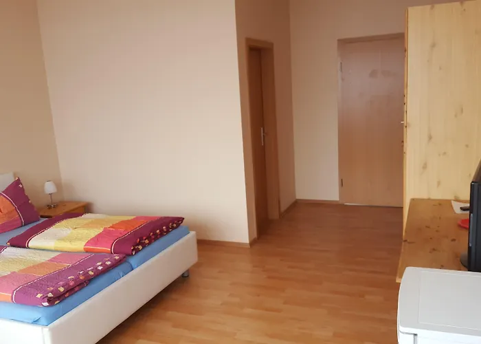 3-Sterne-Hotel: Müritz-Pension Waren