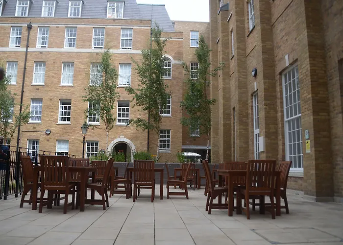 Ferienvermietung: Goodenough College - University Residence