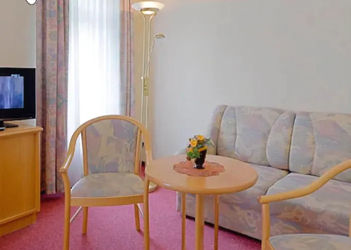3 SterneHotel Malchow Garni HP Ausgeschlossen