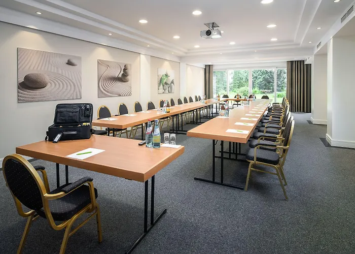  Parkhotel Am Taunus
