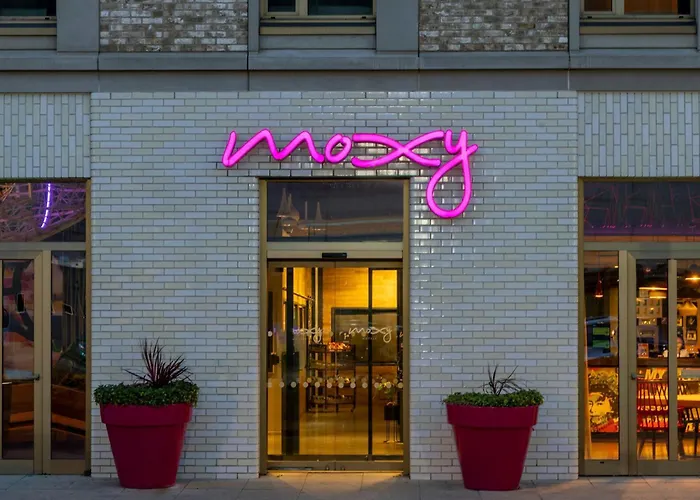 Familienhotels Moxy London Excel