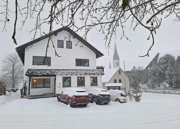 Skihotel: B&B on route L854 - Pension zum Riepen