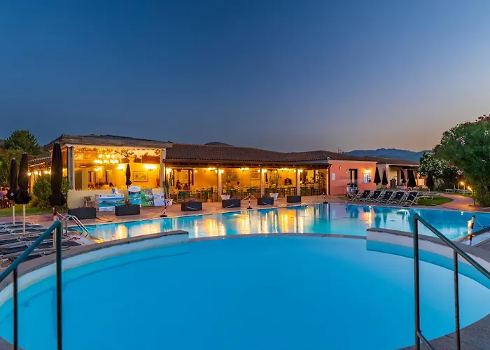 4 Sterne Hotels Li Suari Club Village