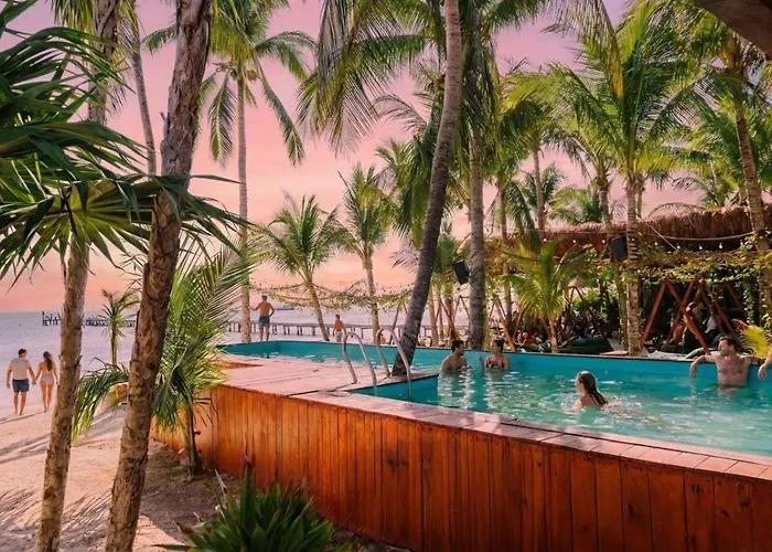 Strandhotel: Mayan Monkey Isla Mujeres - Social Hotel (Adults Only)