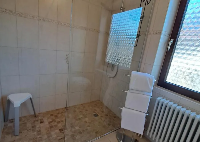 Ferienvermietung: Haus Moni