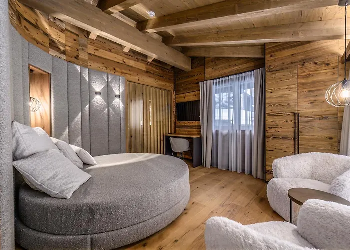 Private Villa: Chalets - The Peak