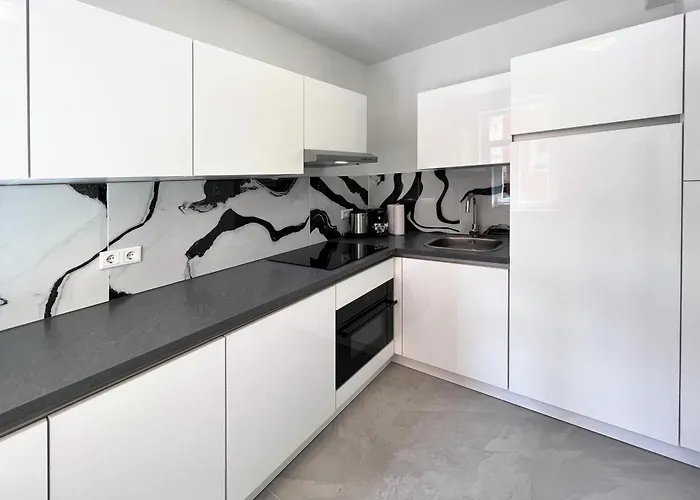 Nurban Apartments Goho