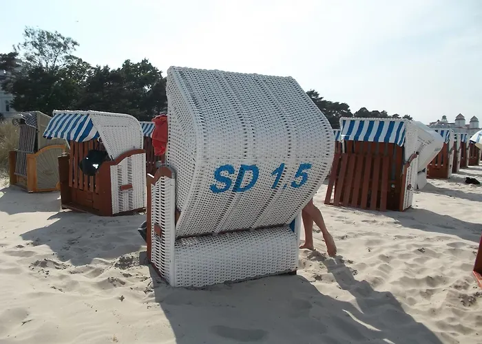 Ruhige FeWo Mit Strandkorb