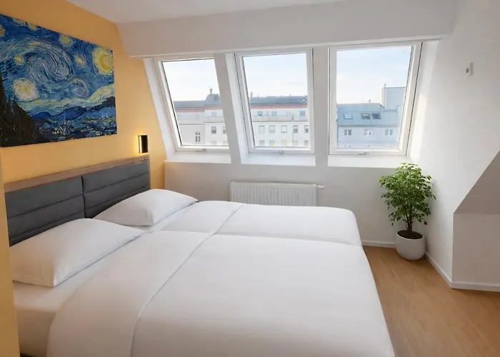 Hotel nahe College: a&t Holiday Hostel