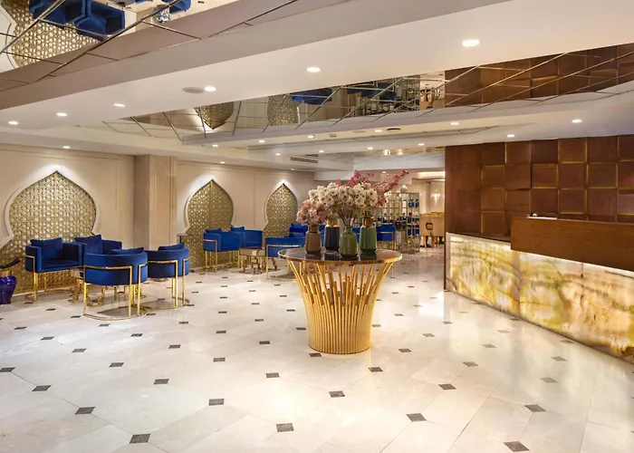  Great Fortune Design &Spa