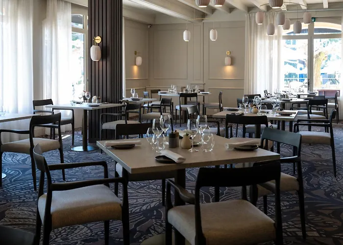 Ping Pong Hotel: Le Vallon De Valrugues Hotel Spa & Villas