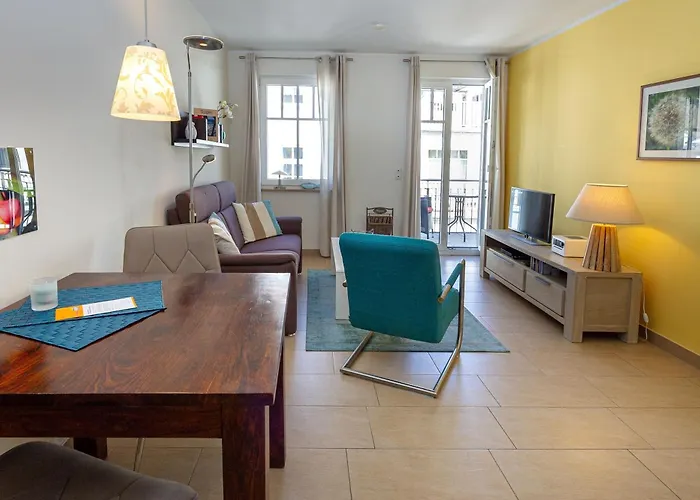 Rosa - Apt. 10