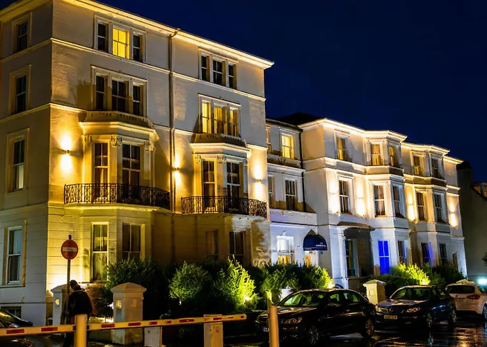 The Carlton Hotel