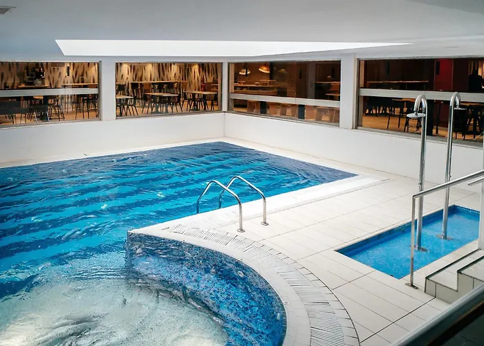 Jacuzzi-Hotel: Oceania Paris Porte De Versailles