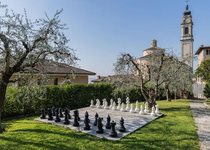 Ping Pong Hotel: Residence Borgo Dei Limoni - Appartamenti Con Garage