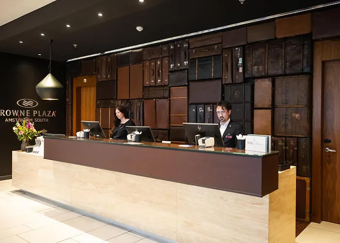 Crowne Plaza - South By Ihg