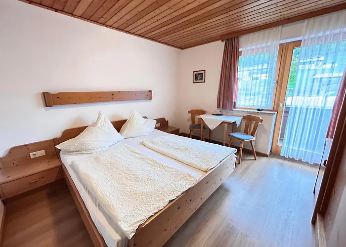 Ferienvermietung: Gästehaus Huber Frühstückspension