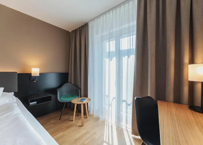 Hotel nahe College: Montfort - das Hotel