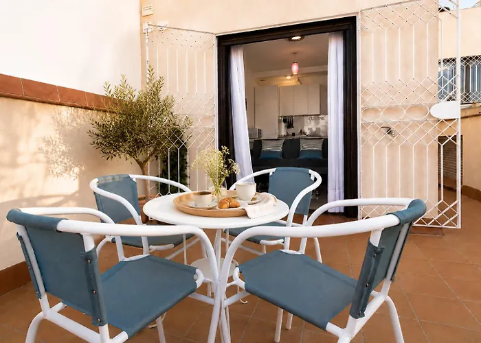 Ferienvermietung: Apartamentos Plaza Nueva