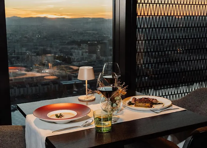 Strandhotel: Melia Vienna
