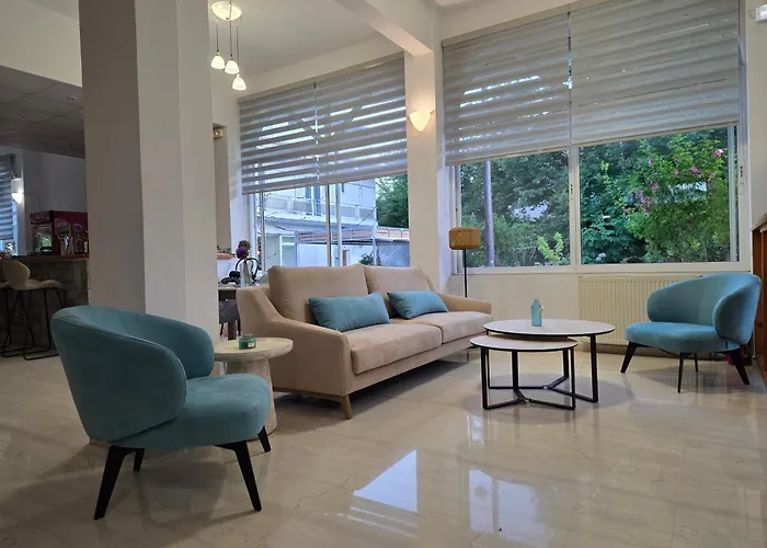 3-Sterne-Hotel: Avra Beach Hotel