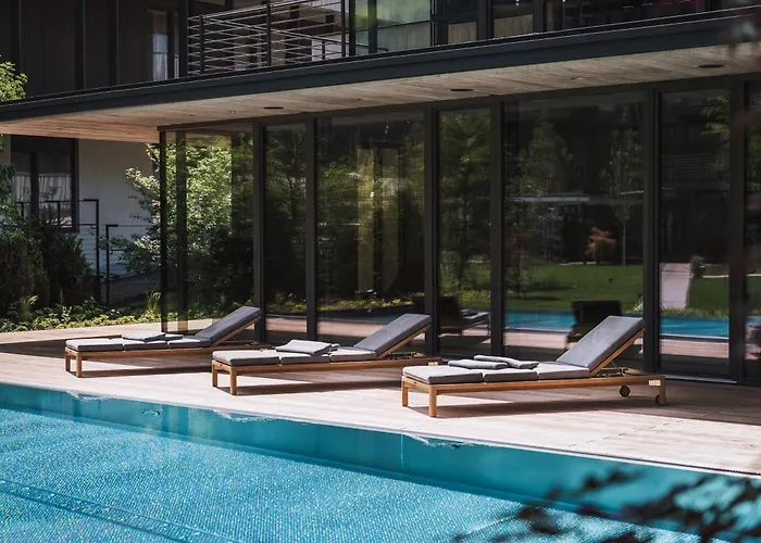 Zelloon Boutique Hotel