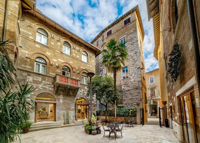 Rosetta Hotel Perugia Tapestry Collection By Hilton