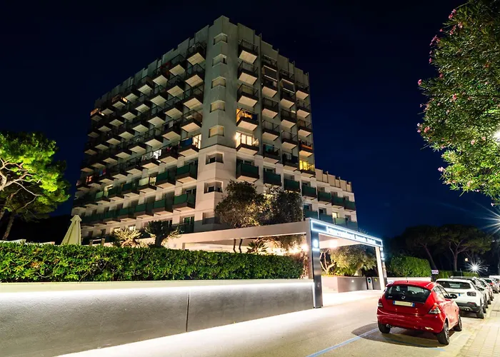 International Beach Hotel
