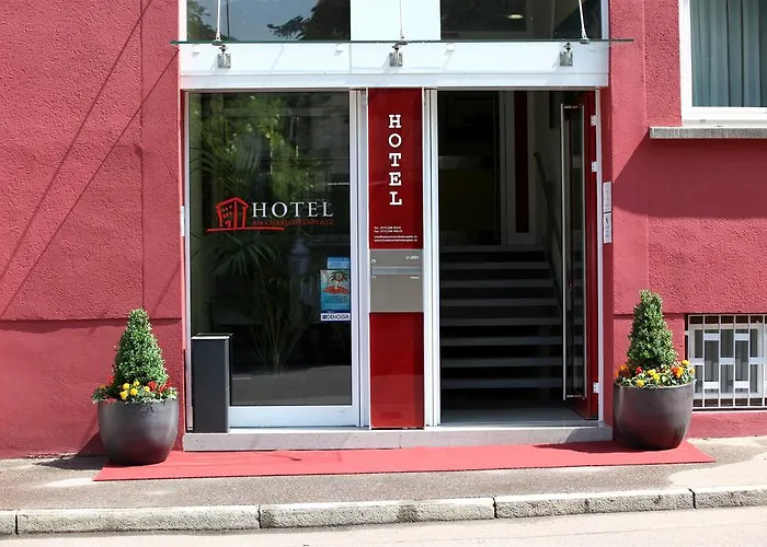 3-Sterne-Hotel: Hotel am Charlottenplatz