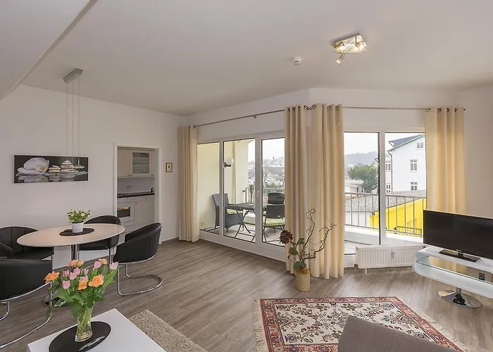 Ferienvermietung: Traumferienwohnung in Sellin / Rügen