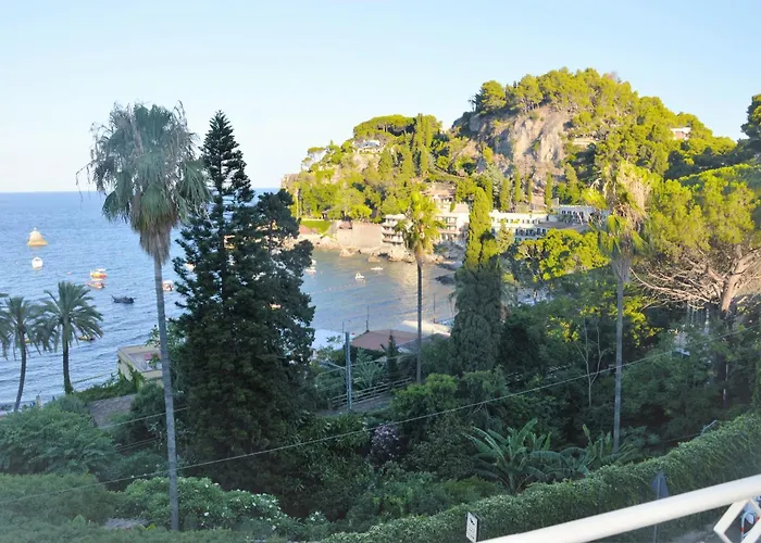 B&B A Due Passi Dal Mare