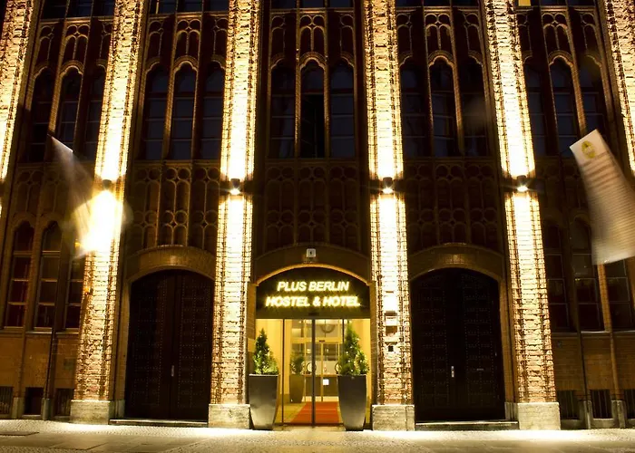 Hotel mit Whirlpool Plus Berlin Hostel Und