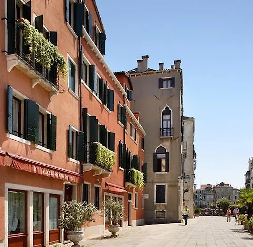 Palazzo Del Giglio