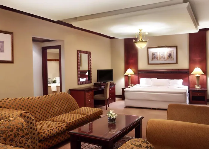 Habtoor Metropolitan Palace Hotel