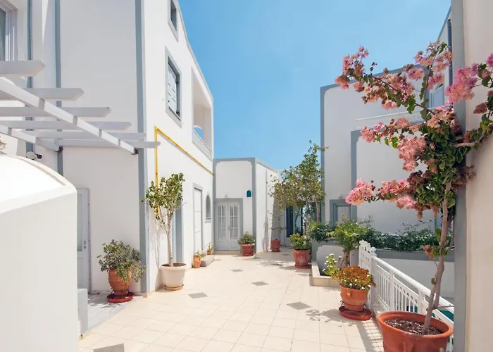 3-Sterne-Hotel: Glaros Hotel