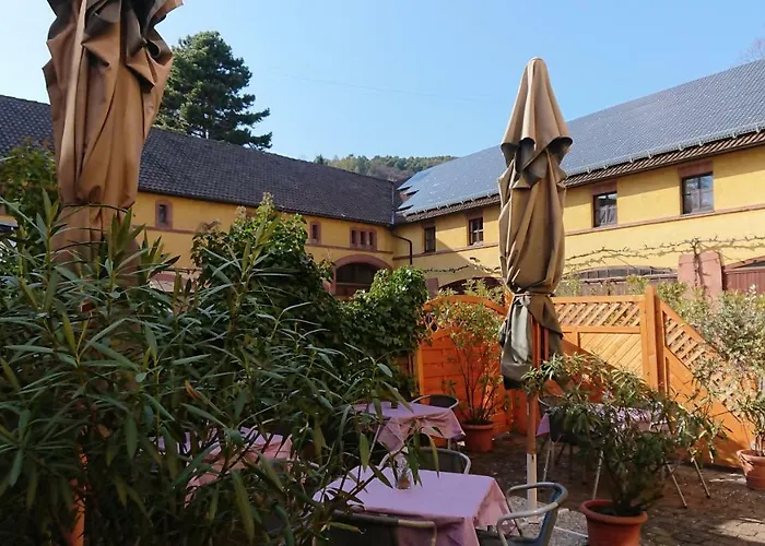 3-Sterne-Hotel: Hotel Restaurant Hambacher WInzer