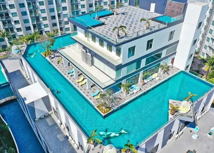 Arcadia Beach Resort