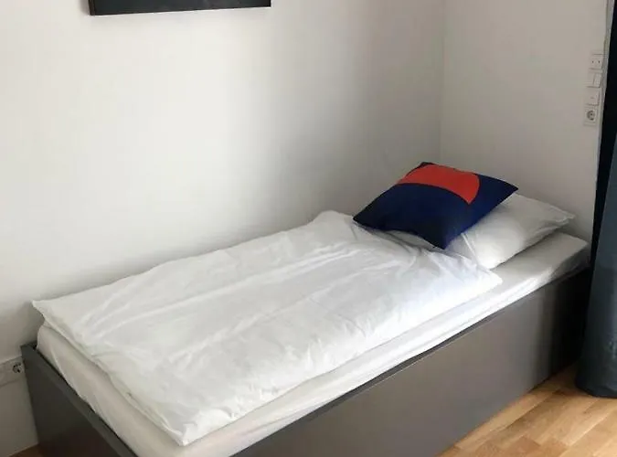 Hotel: My Room Serviced Apartment-Messe